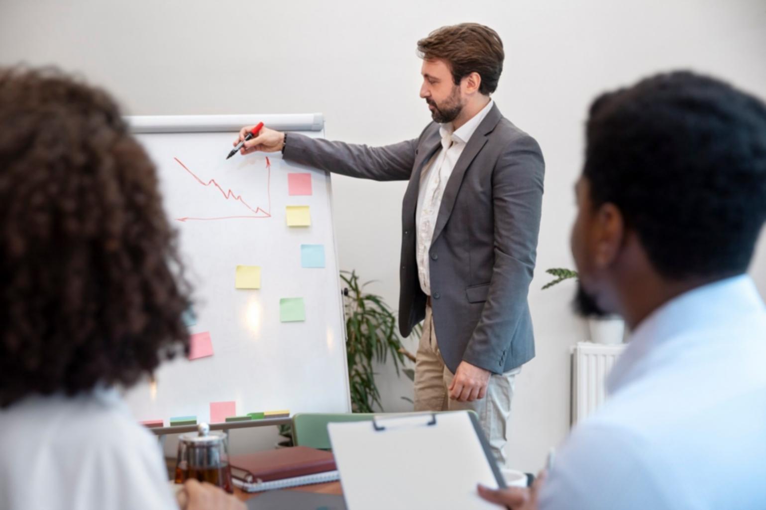 Analyse détaillée des tendances économiques lors d'un atelier interactif